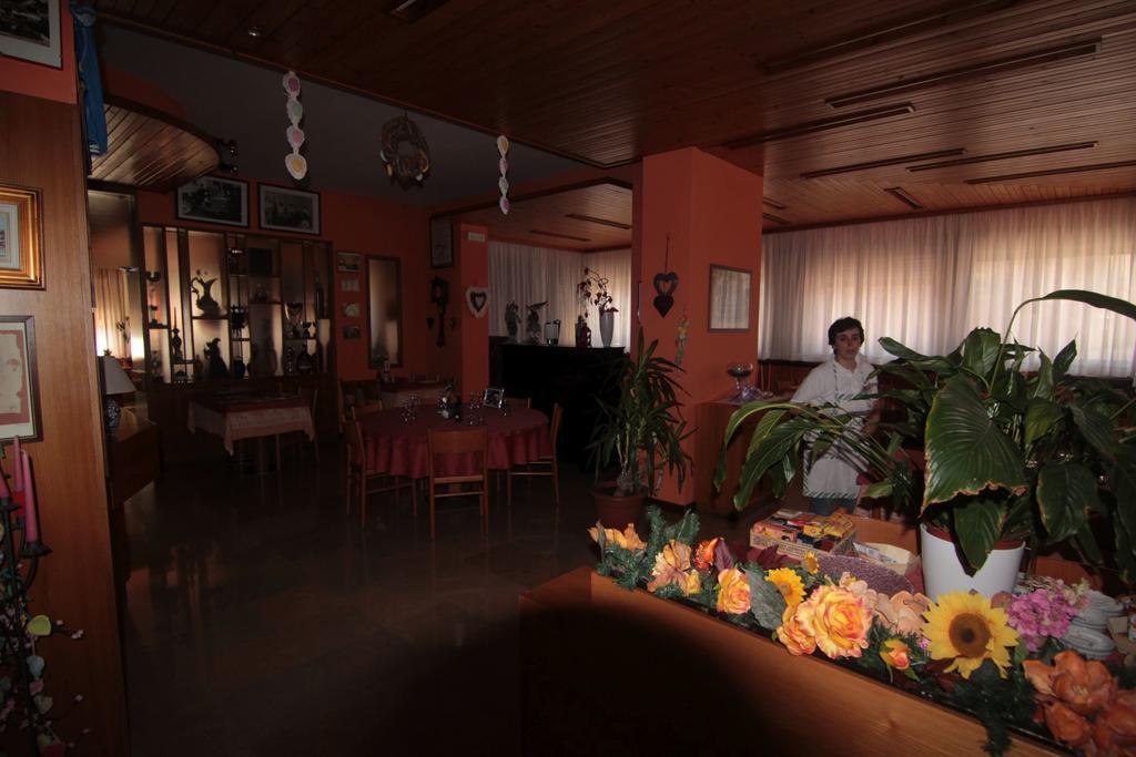 Albergo Trieste Tambre d'Alpago Ngoại thất bức ảnh
